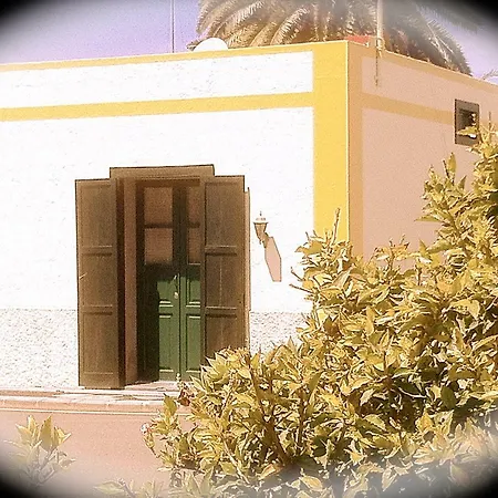 La Finca Uga-2